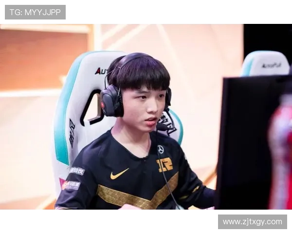 OMG与WE激烈对决精彩回顾 双方战术对比及关键时刻解析