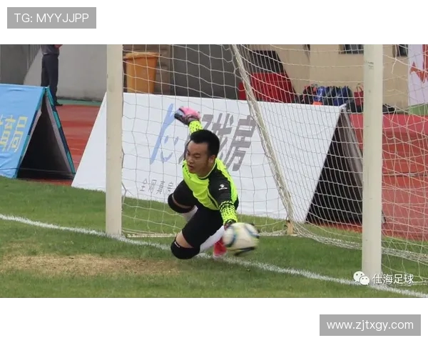 杭州足球队进攻表现分析与得失总结探讨