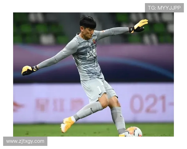 颜骏凌领衔中国门将新篇章坚定守护国家队荣耀征程 颜骏凌领衔中国门将新篇章坚定守护国家队荣耀征程