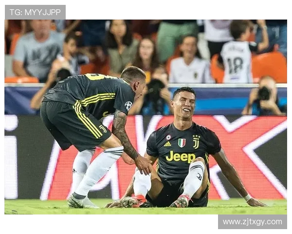 巴塞罗那与尤文图斯次回合较量前瞻精彩对决引发球迷热议 巴塞罗那与尤文图斯次回合较量前瞻精彩对决引发球迷热议